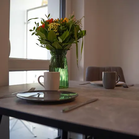 Modernes Ferienapartment: Komfort & Wohlfuehlen