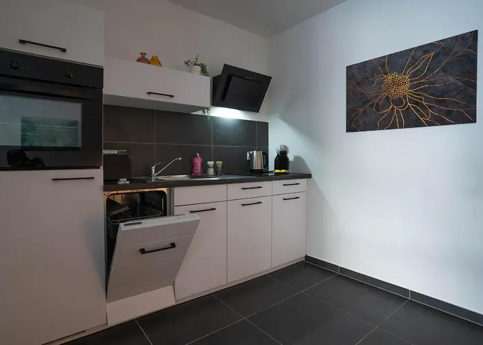 アパート Modernes Ferienapartment: Komfort & Wohlfuehlen