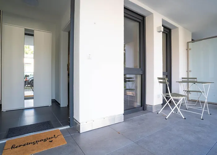 Modernes Ferienapartment: Komfort & Wohlfuehlen